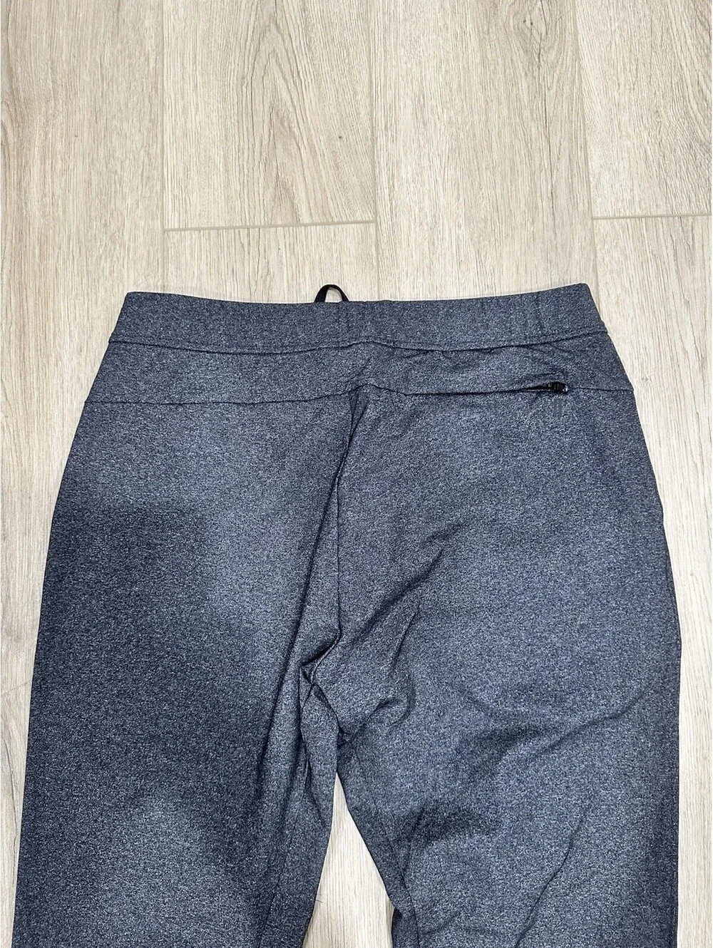 NWT Men’s Nobull Game Changer Joggers Size 33x28 Grey